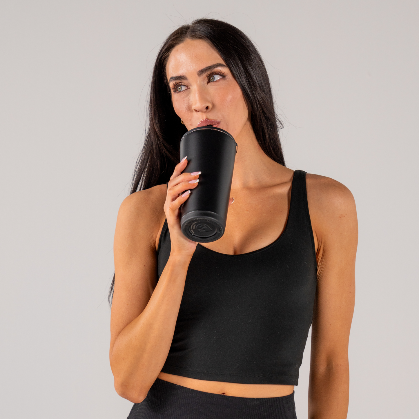 black-r7 EverydayTumbler20oz.-Black-WPI-5.png
